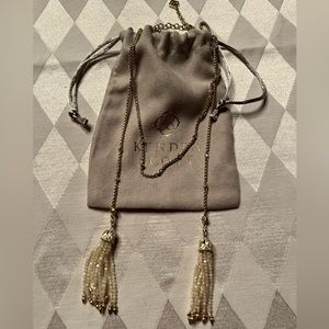 Kendra Scott necklace
